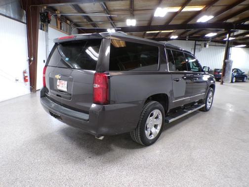 2017 Chevrolet Suburban LT