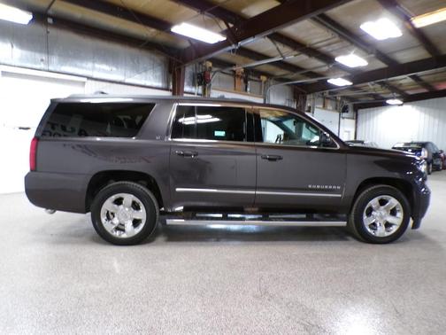 2017 Chevrolet Suburban LT