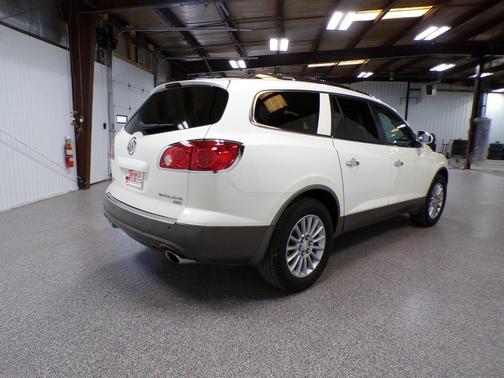 White Diamond Tri-Coat 2008 Buick Enclave