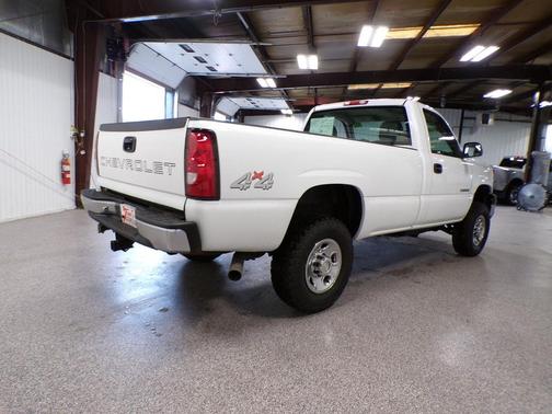 Summit White 2006 Chevrolet Silverado 2500 Work Truck H/D