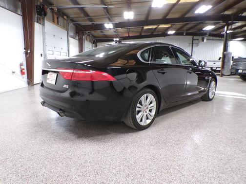 2016 Jaguar XF 35t Premium