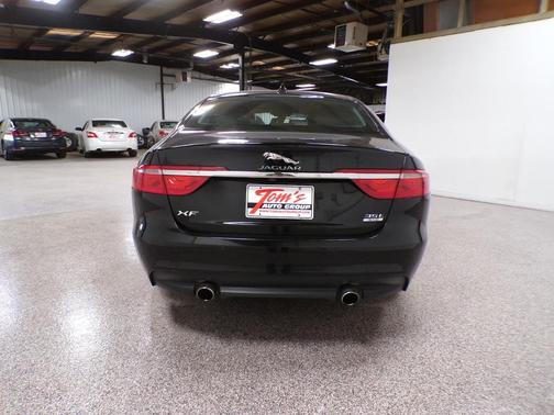 2016 Jaguar XF 35t Premium