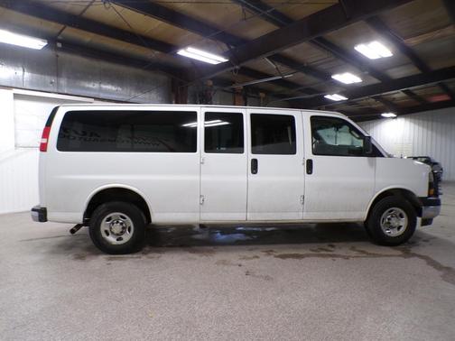 2021 Chevrolet Express 3500 LS