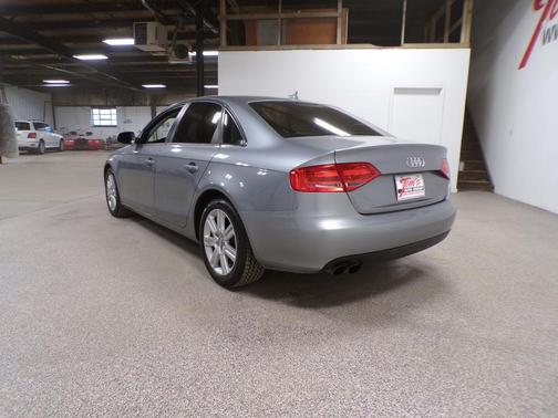 2010 Audi A4 2.0T Premium quattro