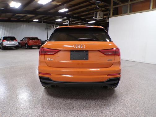 2023 Audi Q3 45 S line Premium