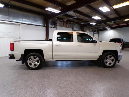 Summit White 2015 Chevrolet Silverado 1500 LT