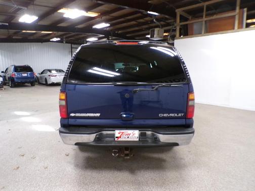 2003 Chevrolet Suburban LT