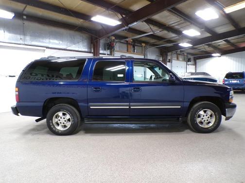 2003 Chevrolet Suburban LT