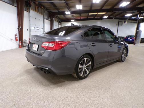Magnetite Gray Metallic 2019 Subaru Legacy