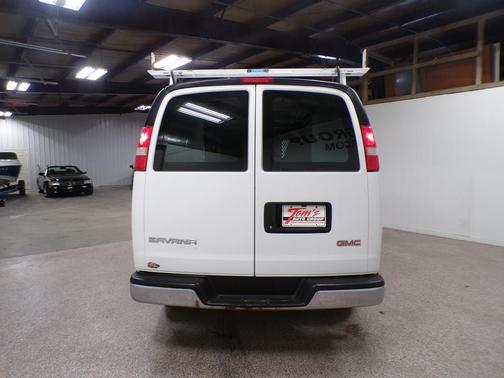 2016 GMC Savana 2500 Work Van