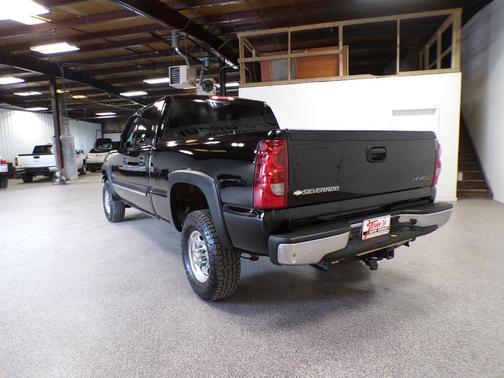 2003 Chevrolet Silverado 2500 LS H/D Crew Cab
