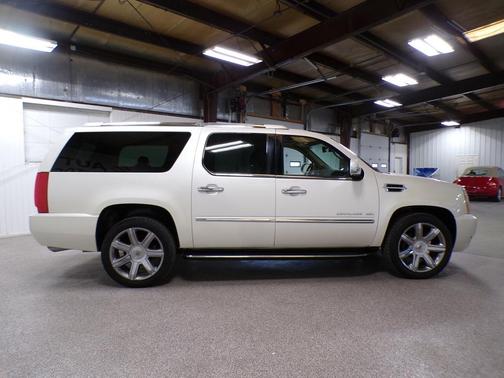 2010 Cadillac Escalade ESV Luxury