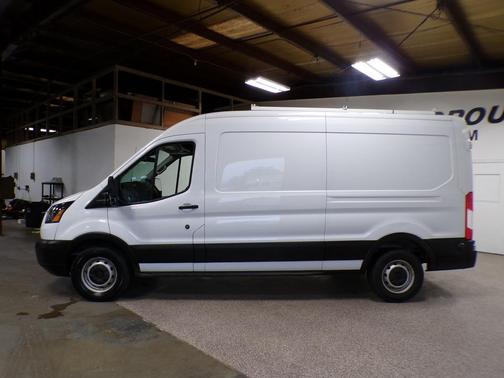 2019 Ford Transit-250 148 WB Medium Roof Cargo