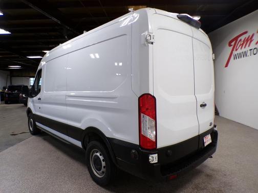 2019 Ford Transit-250 148 WB Medium Roof Cargo