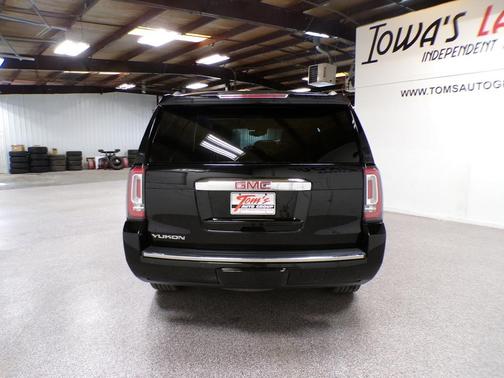 Onyx Black 2017 GMC Yukon Denali