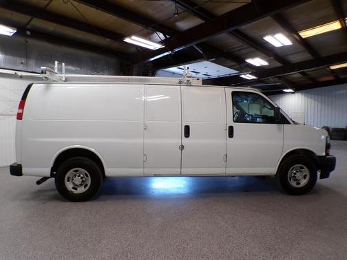 Summit White 2020 Chevrolet Express 2500 Work Van