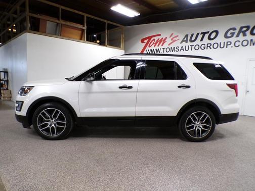 2017 Ford Explorer sport