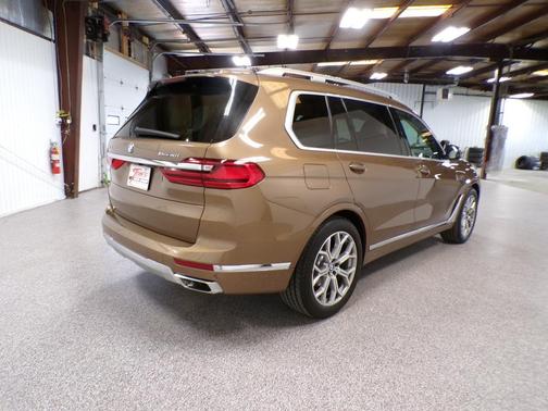Bronze 2019 BMW X7 xDrive40i