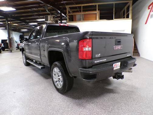 2016 GMC Sierra 2500 Denali