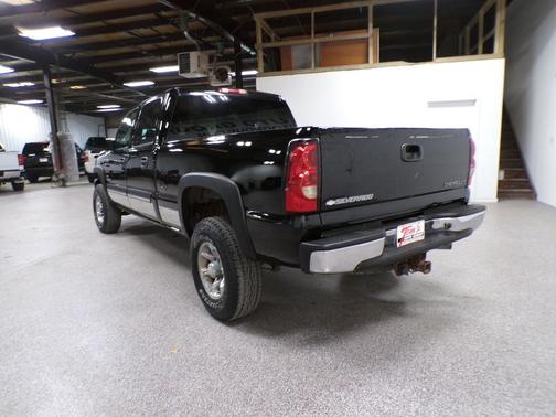 Black 2005 Chevrolet Silverado 2500 LT H/D Crew Cab