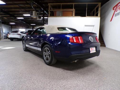 2012 Ford Mustang V6 Premium