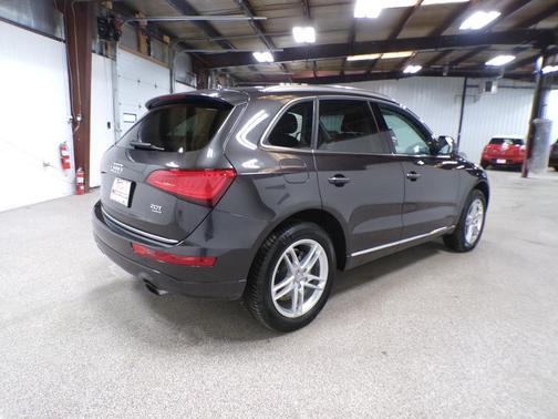 2016 Audi Q5 2.0T Premium Plus