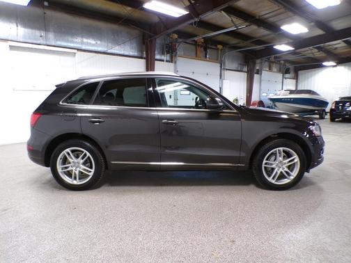 2016 Audi Q5 2.0T Premium Plus