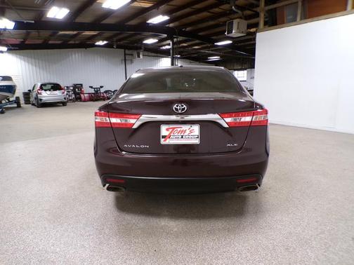 2013 Toyota Avalon XLE