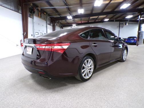 2013 Toyota Avalon XLE