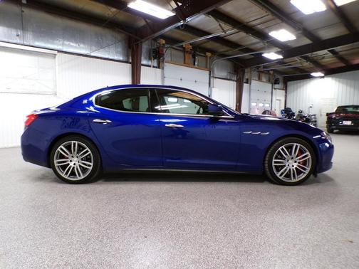 Blu Passione Mica 2016 Maserati Ghibli S Q4