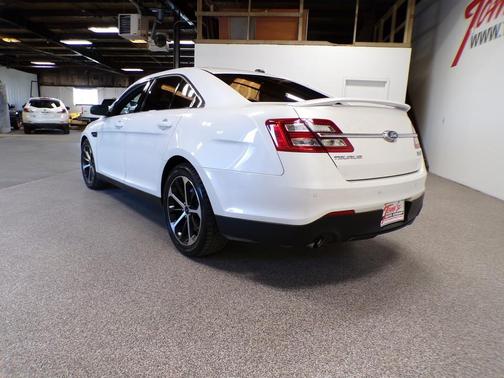 2015 Ford Taurus SHO