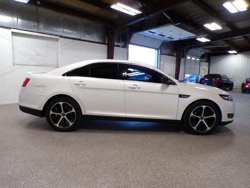 2015 Ford Taurus SHO