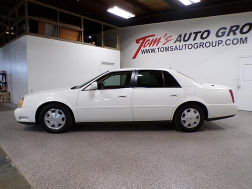 2005 Cadillac DeVille w/Livery Pkg