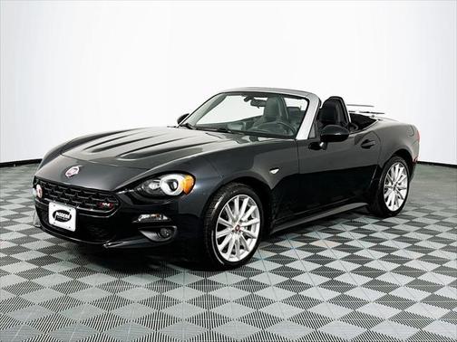 2017 FIAT 124 Spider Base