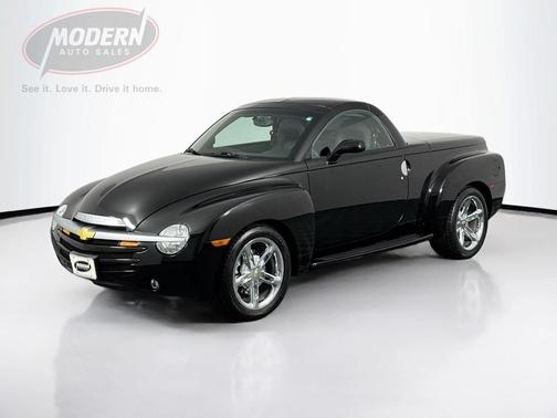 2005 Chevrolet SSR Base
