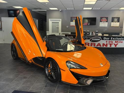 2019 McLaren 570S Base