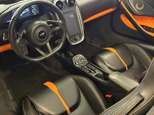 2019 McLaren 570S Base
