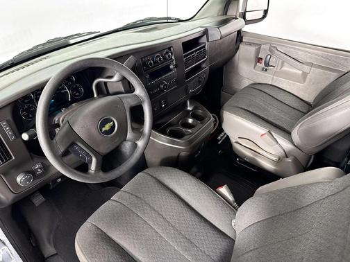 2024 Chevrolet Express 2500 RWD 2500 Regular Wheelbase WT
