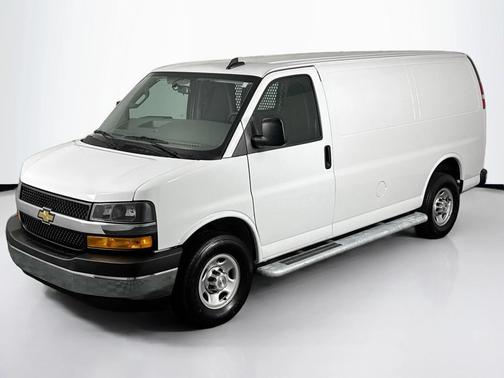 2024 Chevrolet Express 2500 RWD 2500 Regular Wheelbase WT