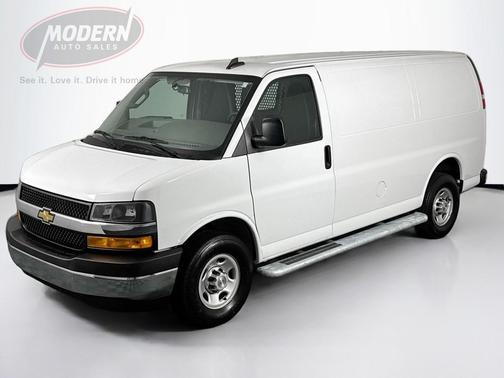 2024 Chevrolet Express 2500 RWD 2500 Regular Wheelbase WT