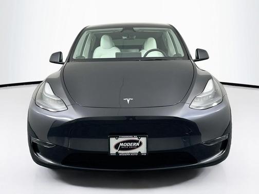 2025 Tesla Model Y Long Range Dual Motor All-Wheel Drive