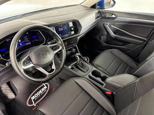 2022 Volkswagen Jetta 1.5T SE
