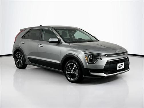 2023 Kia Niro LX