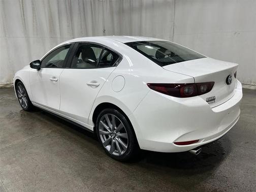 2025 Mazda Mazda3 FWD w/Preferred Package