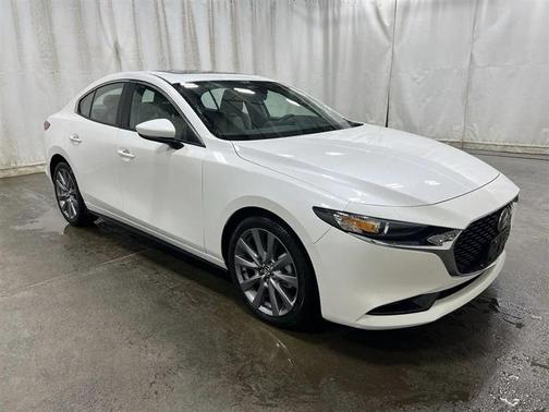 2025 Mazda Mazda3 FWD w/Preferred Package