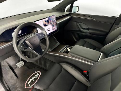 2024 Tesla Model X Long Range