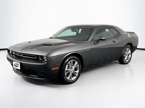 Granite Pearlcoat 2023 Dodge Challenger SXT