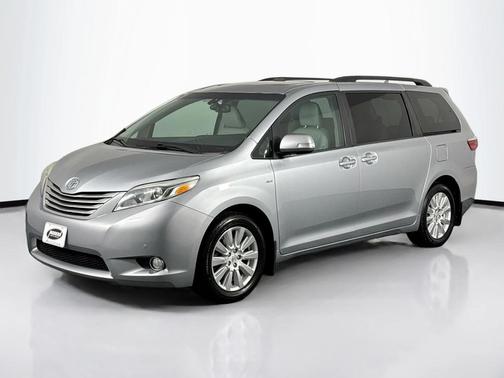 2017 Toyota Sienna Limited Premium