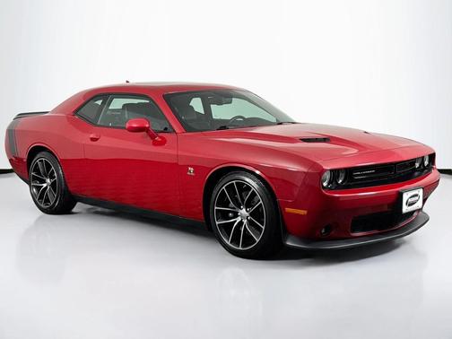 2016 Dodge Challenger R/T Scat Pack