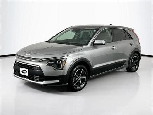 2023 Kia Niro LX